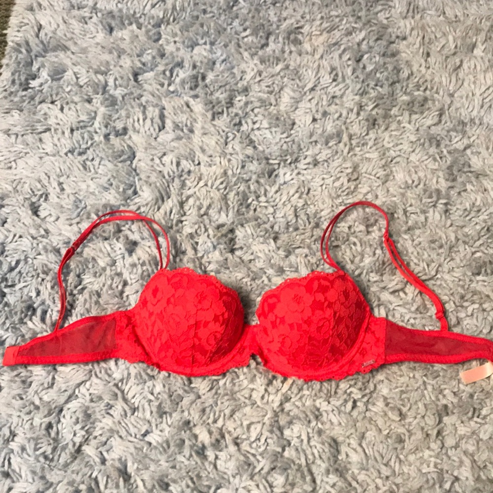 Push-up bra